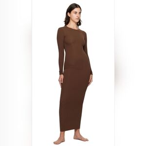 SKIMS Fits Everybody Cocoa Crew Neck Long Sleeve Maxi Dress Size M